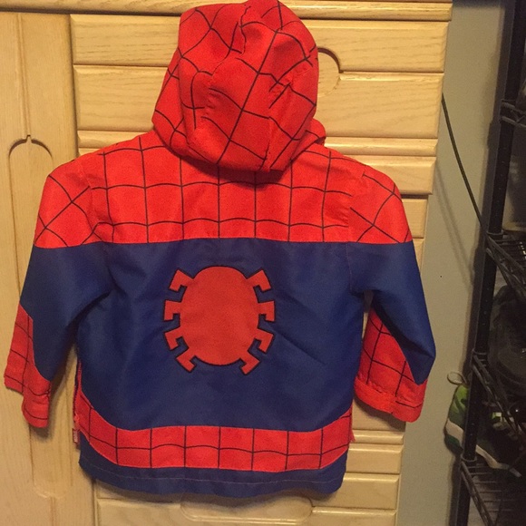 Disneys used spider man jacket -size 4 w/ fleece - Picture 2 of 8